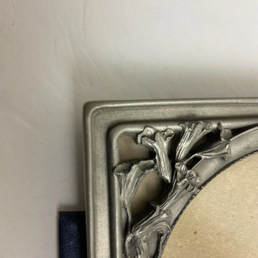 Vintage 1990s Pewter frame by Seagull Heavy metal